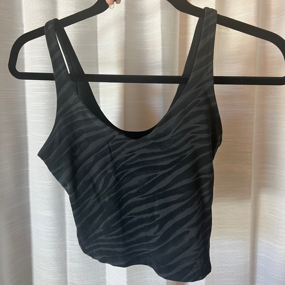 Lululemon tank